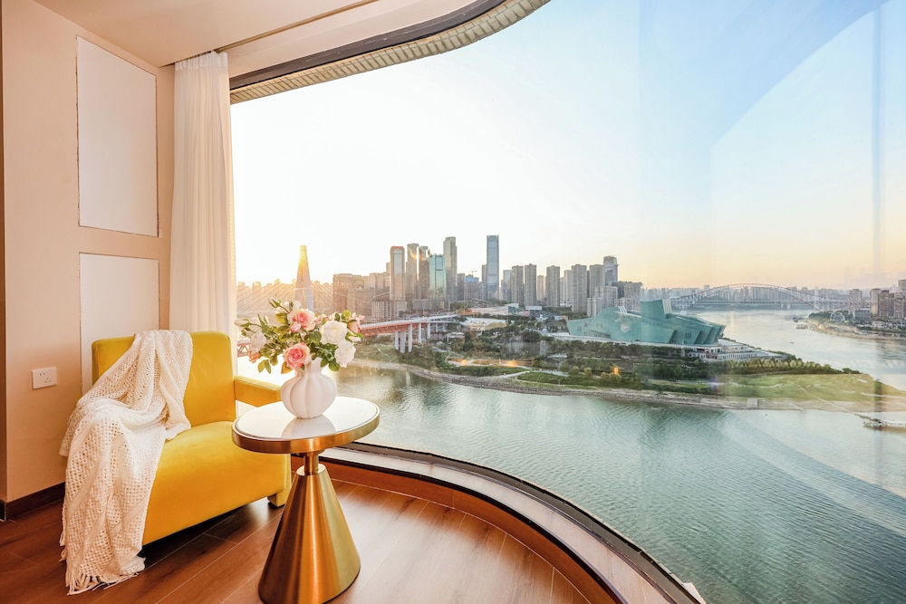 Baihong Riverview Drone Show Apartment 27/50