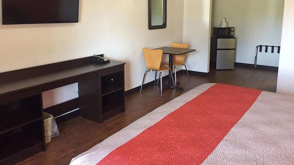 Motel6 Waco, TX 20/30