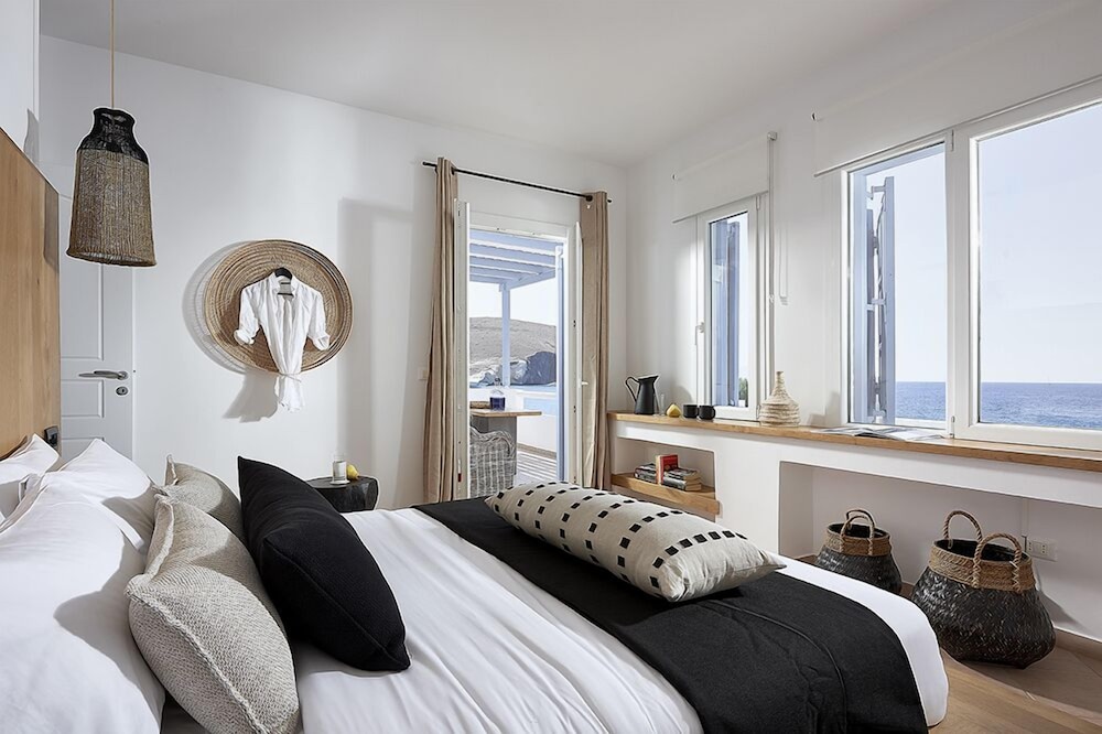 Delmar Apartments And Suites 13/50