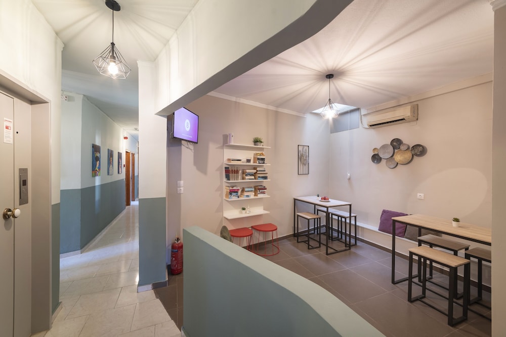 Faros Beach Hotel 33/42