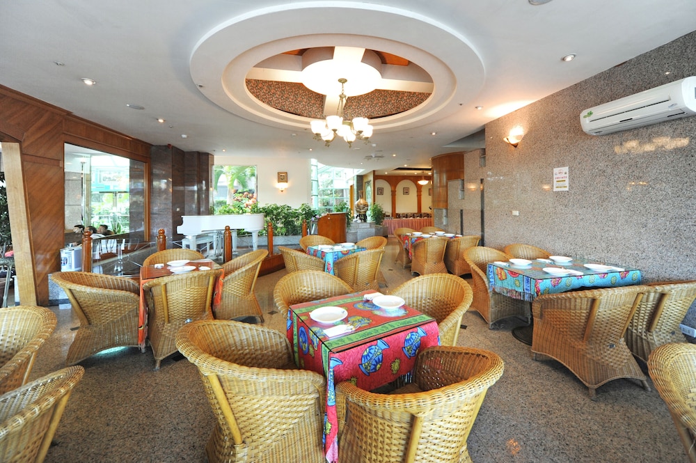 Kenting Holiday Hotel 19/25