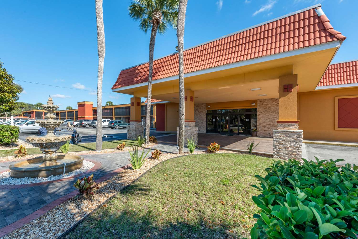 Quality Inn & Suites Palatka Riverfront 46/47