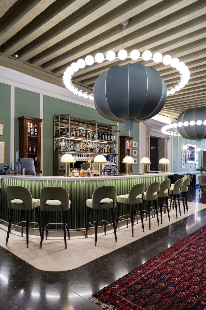 Radisson Collection Hotel, Palazzo Nani Venice 61/77