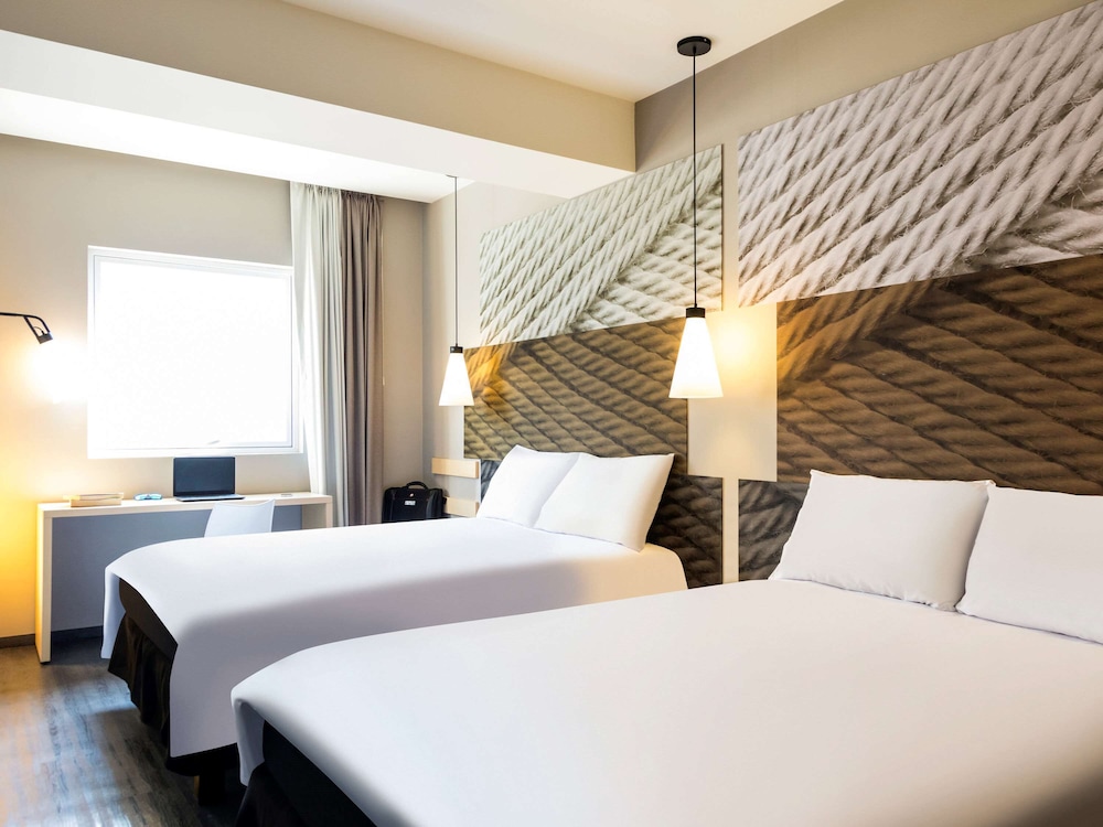 Ibis Mexico Tlalnepantla 14/50