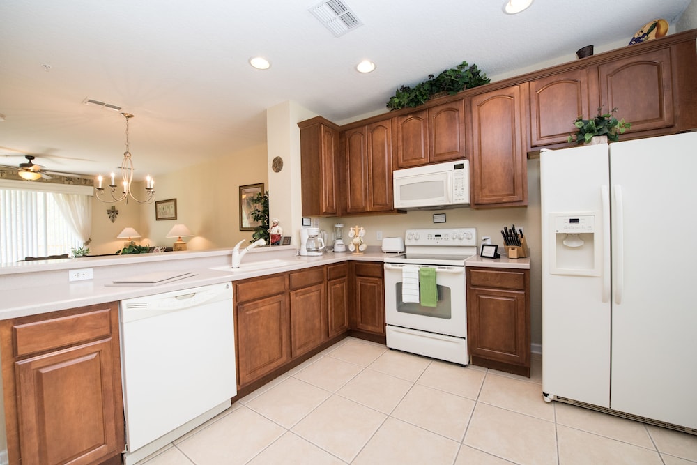 Orlando Resort Rentals near Universal 2/50