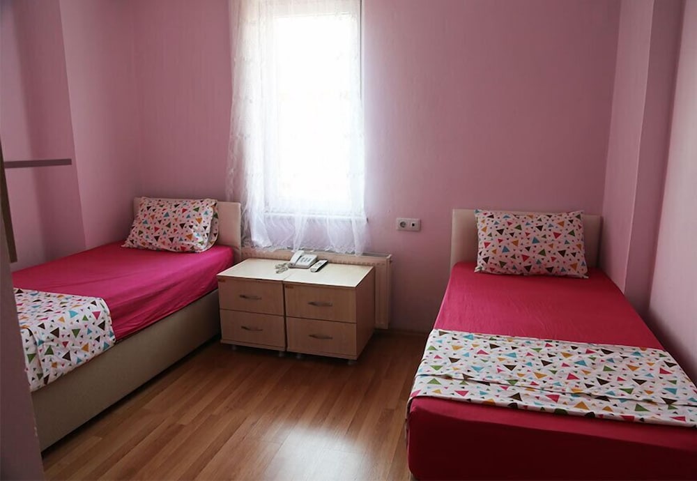 Otel Marmara 34/42