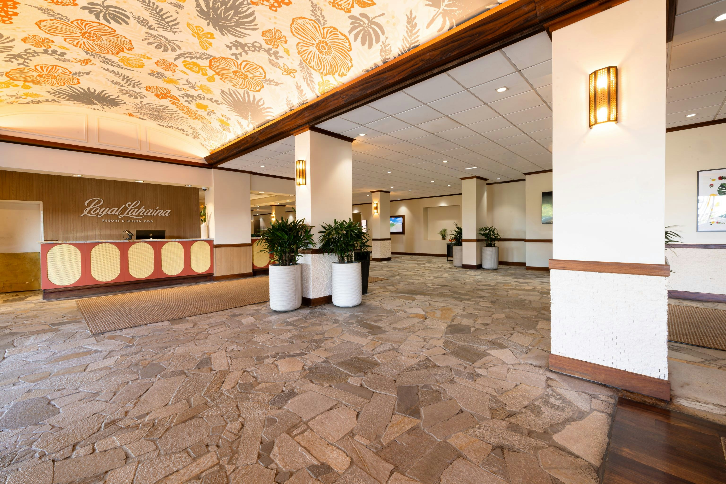 Royal Lahaina Resort and Bungalows 9/50