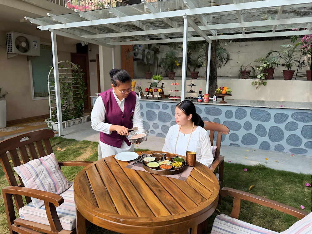 Yog Niketan By Sanskriti 6/50