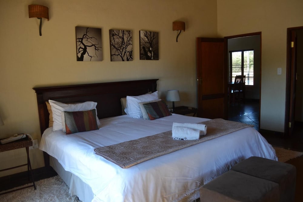 Makhato 84 Bush Lodge 11/45