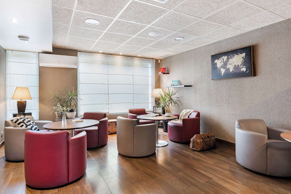 Hotel Campanile Geneve - Aeroport/Palexpo 21/42
