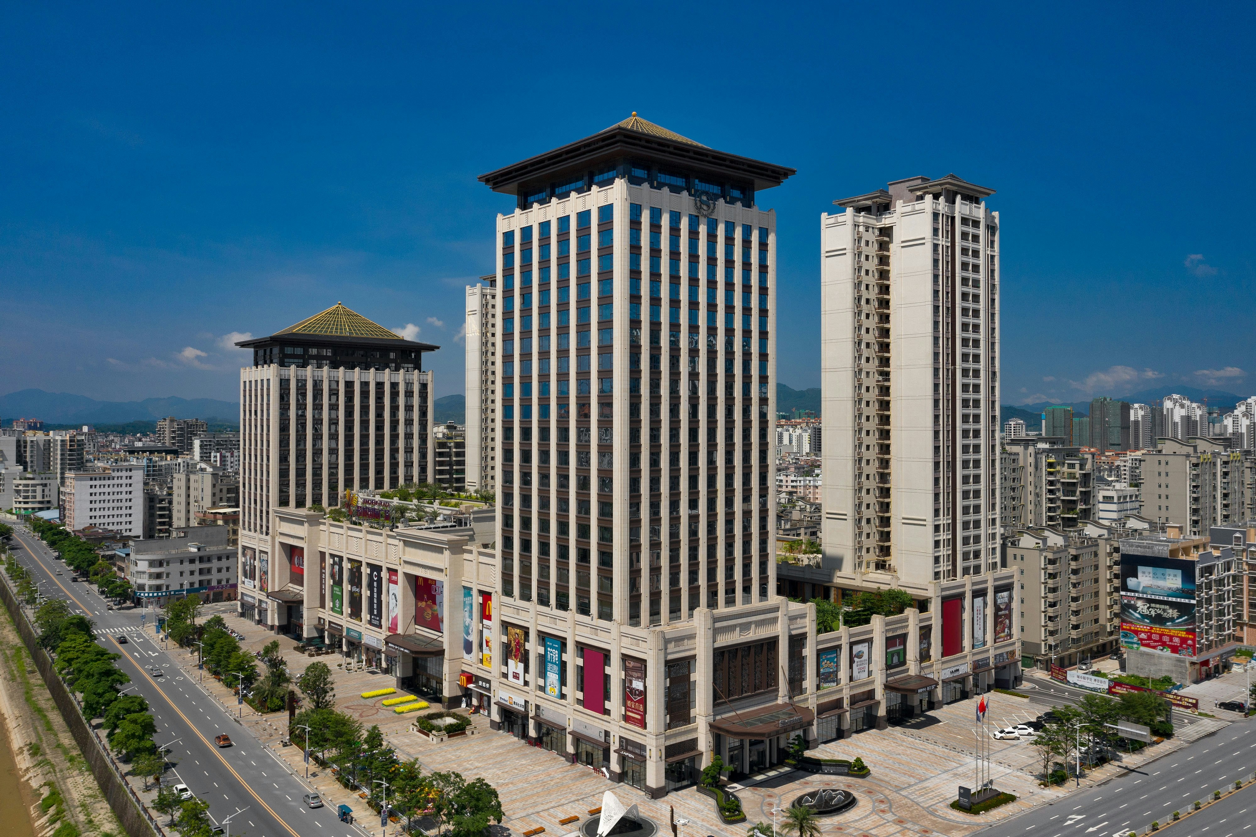Sheraton Yunfu Xinxing Hotel 3/55