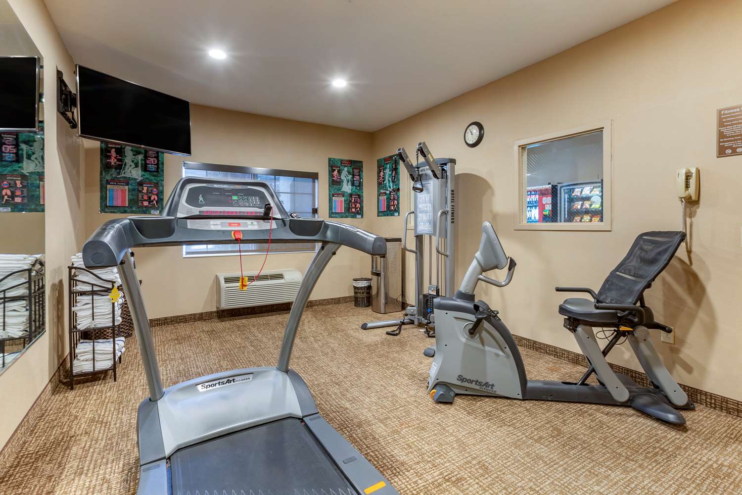 Comfort Inn & Suites North Tucson Marana 20/36