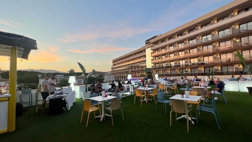 Gran Hotel Costa del Sol 50/65