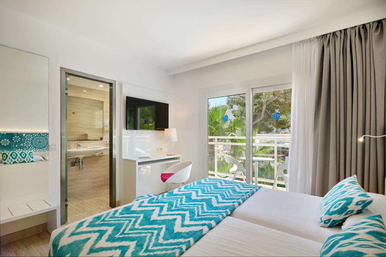 Grupotel Ibiza Beach Resort - Adults Only 10/41