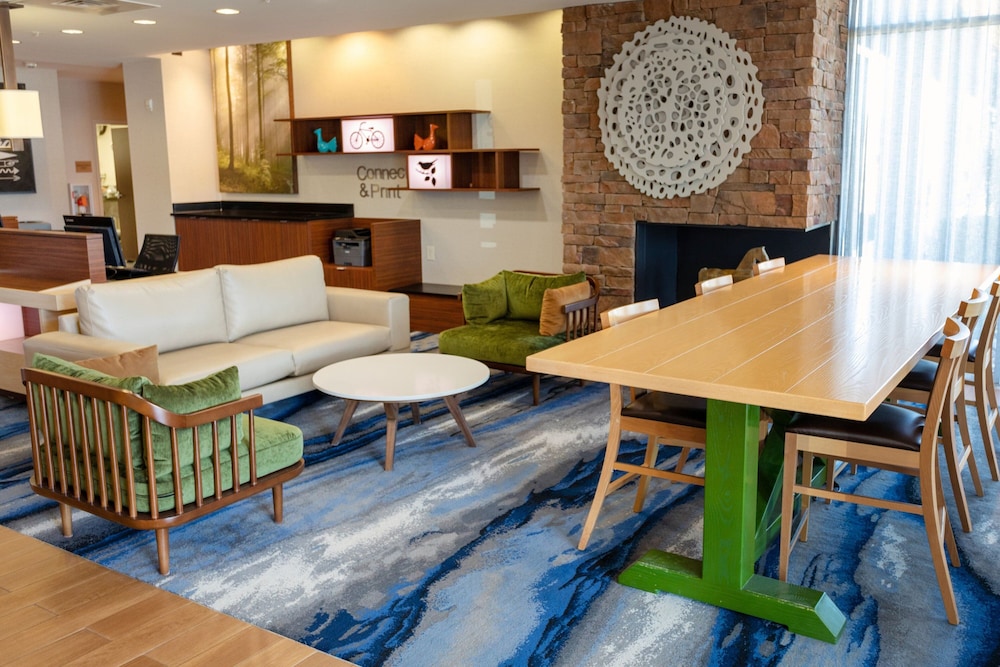 Fairfield Inn & Suites by Marriott Athens I-65 24/28