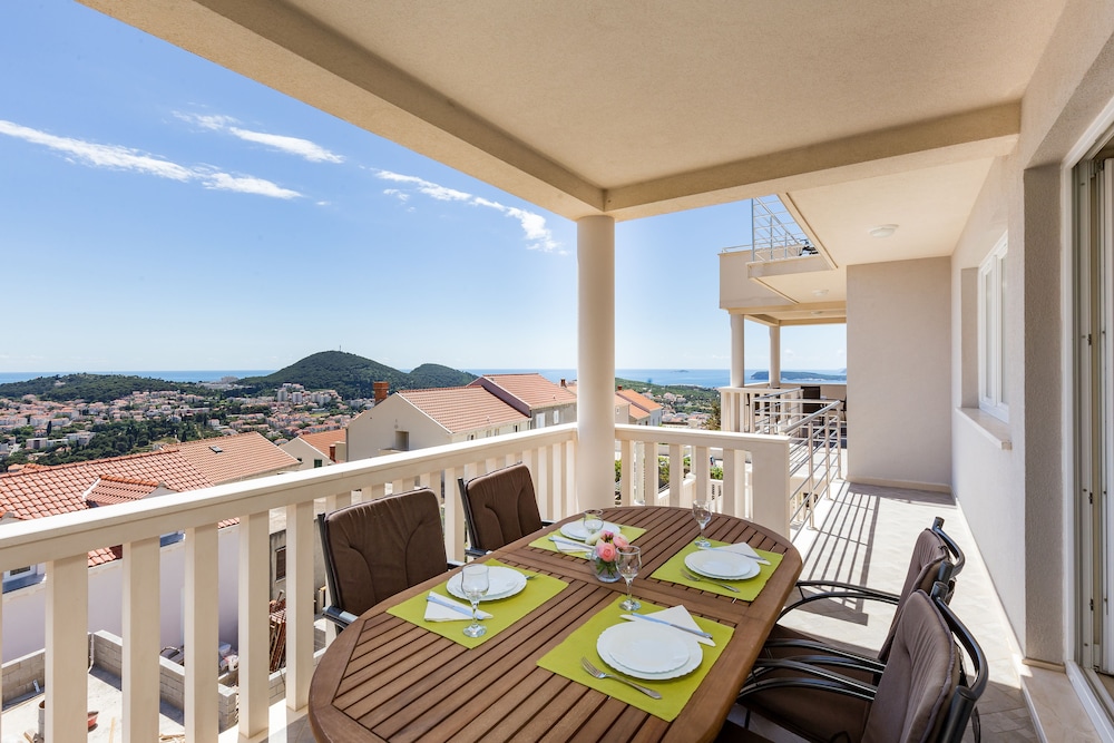 Apartments Villa Dadic 41/70