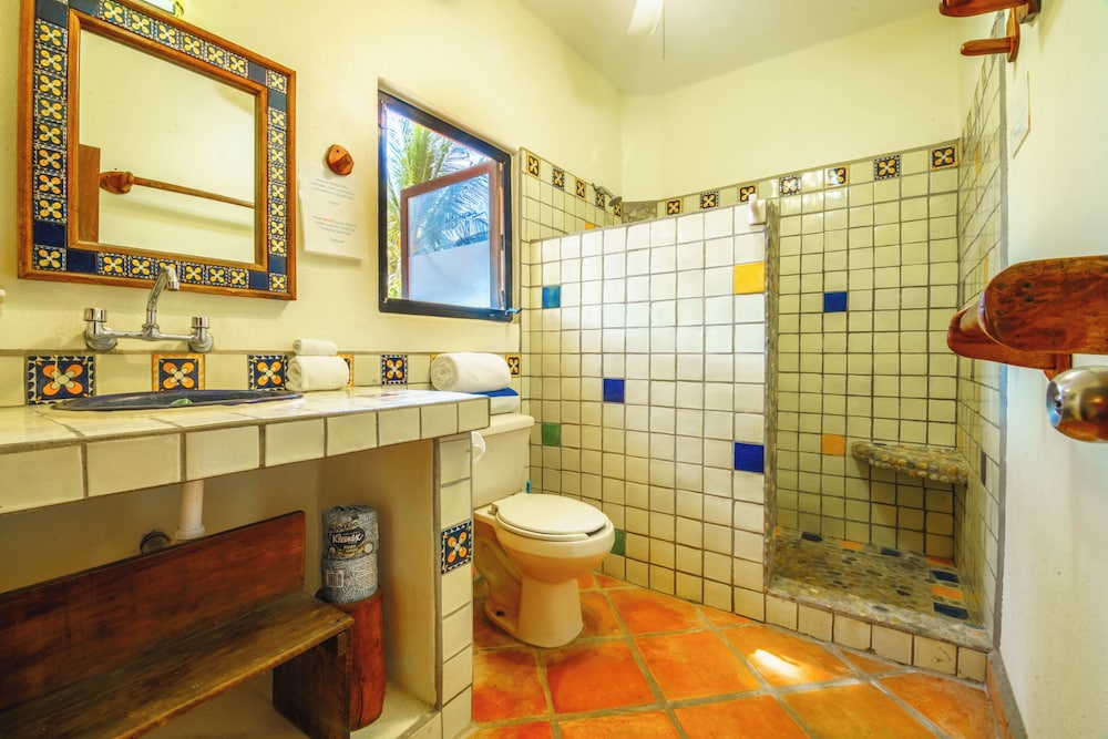 2 Bedrooms, Margarita, Apartment, Queen and Twin Beds, Garden View, Sofa، Casamar Suites 6/9