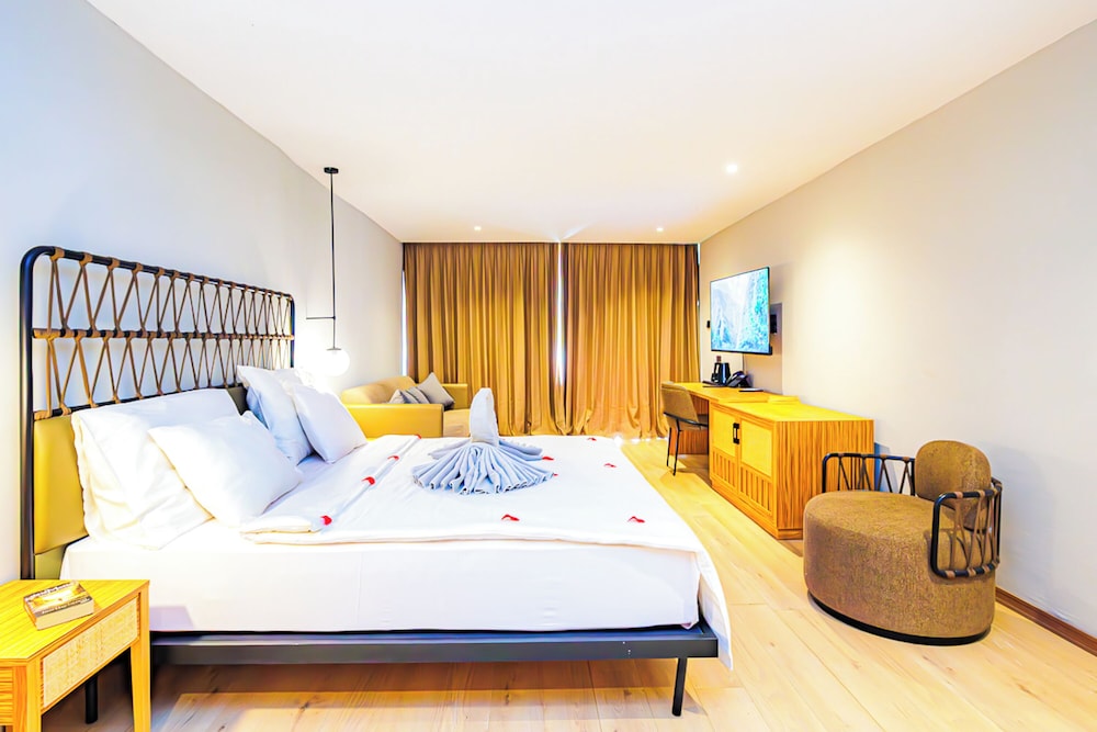 Premium, King Bed, Private Pool