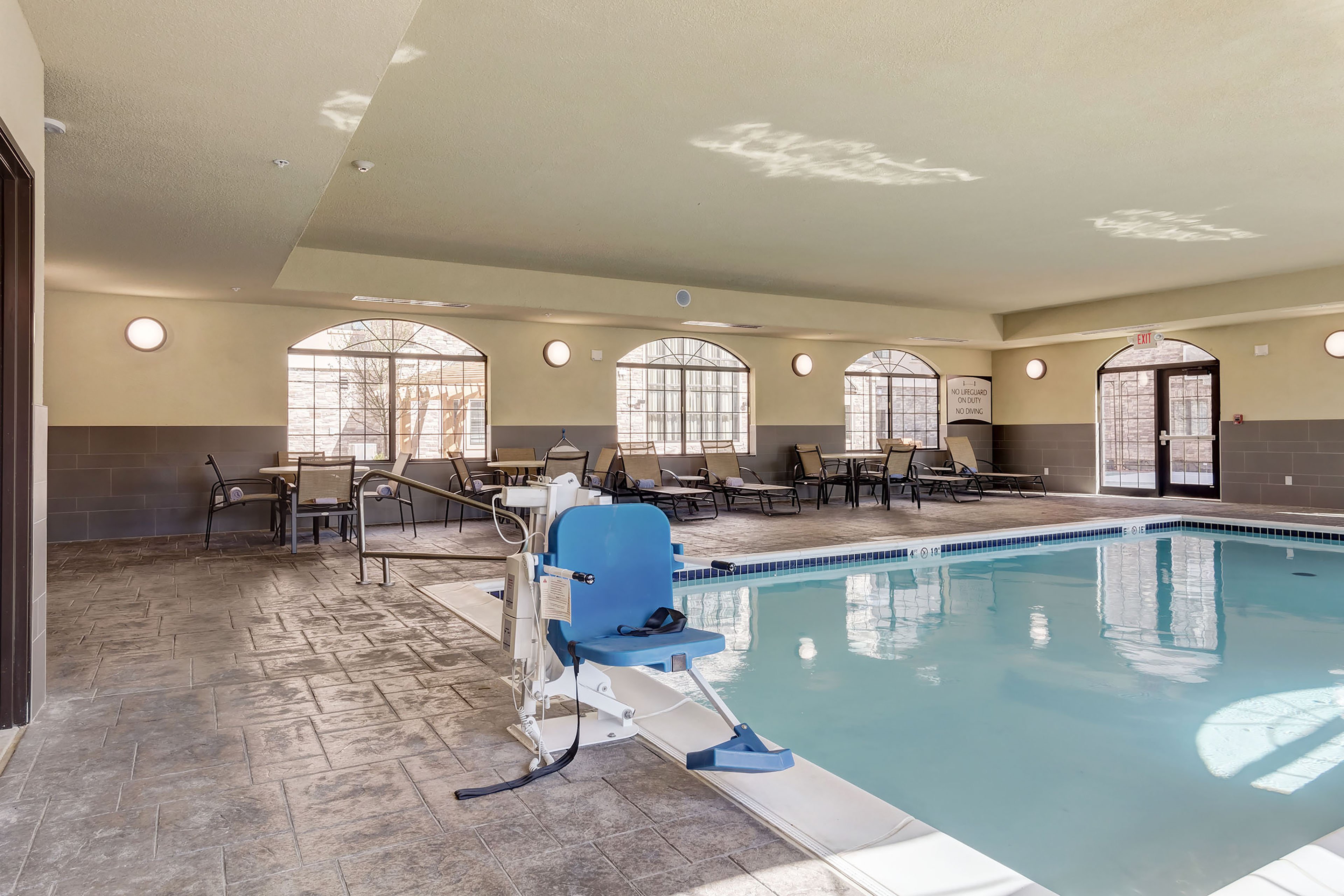 Staybridge Suites St Louis - Westport 11/37