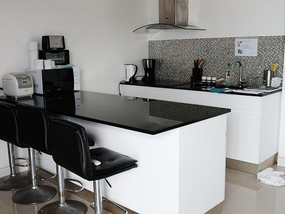 Jira Pool Villa 46/67