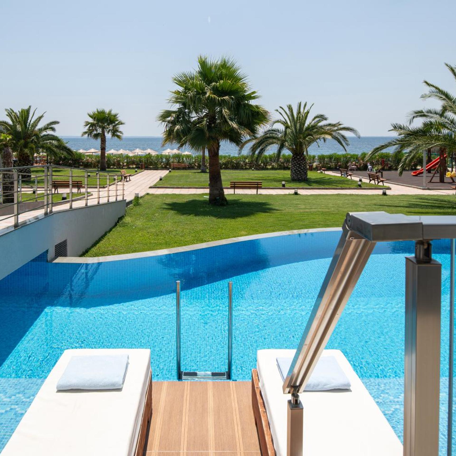 Sea Coast Resort 36/63