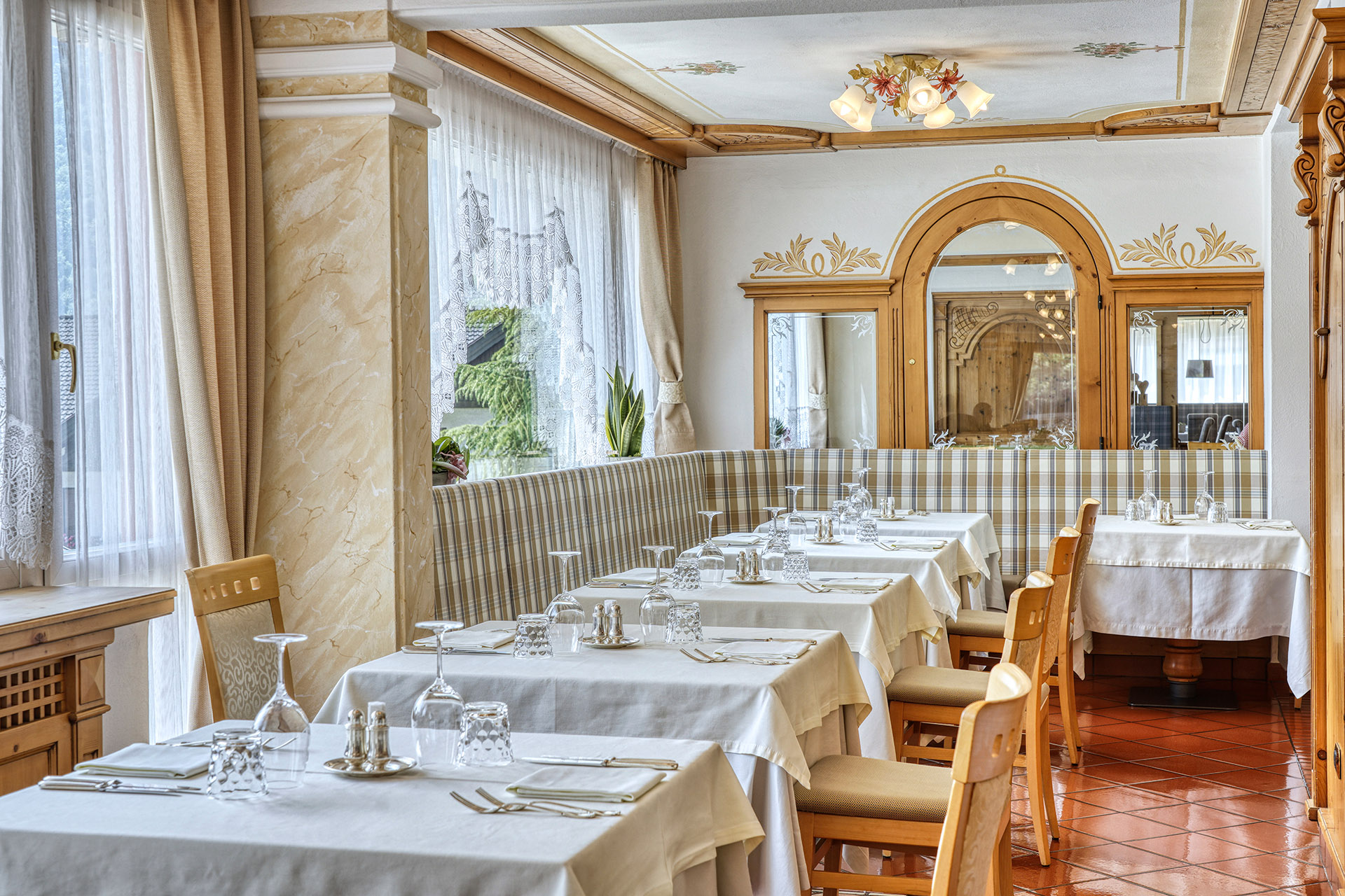 ALPENRESORT BELVEDERE WELLNESS & BEAUTY 42/56