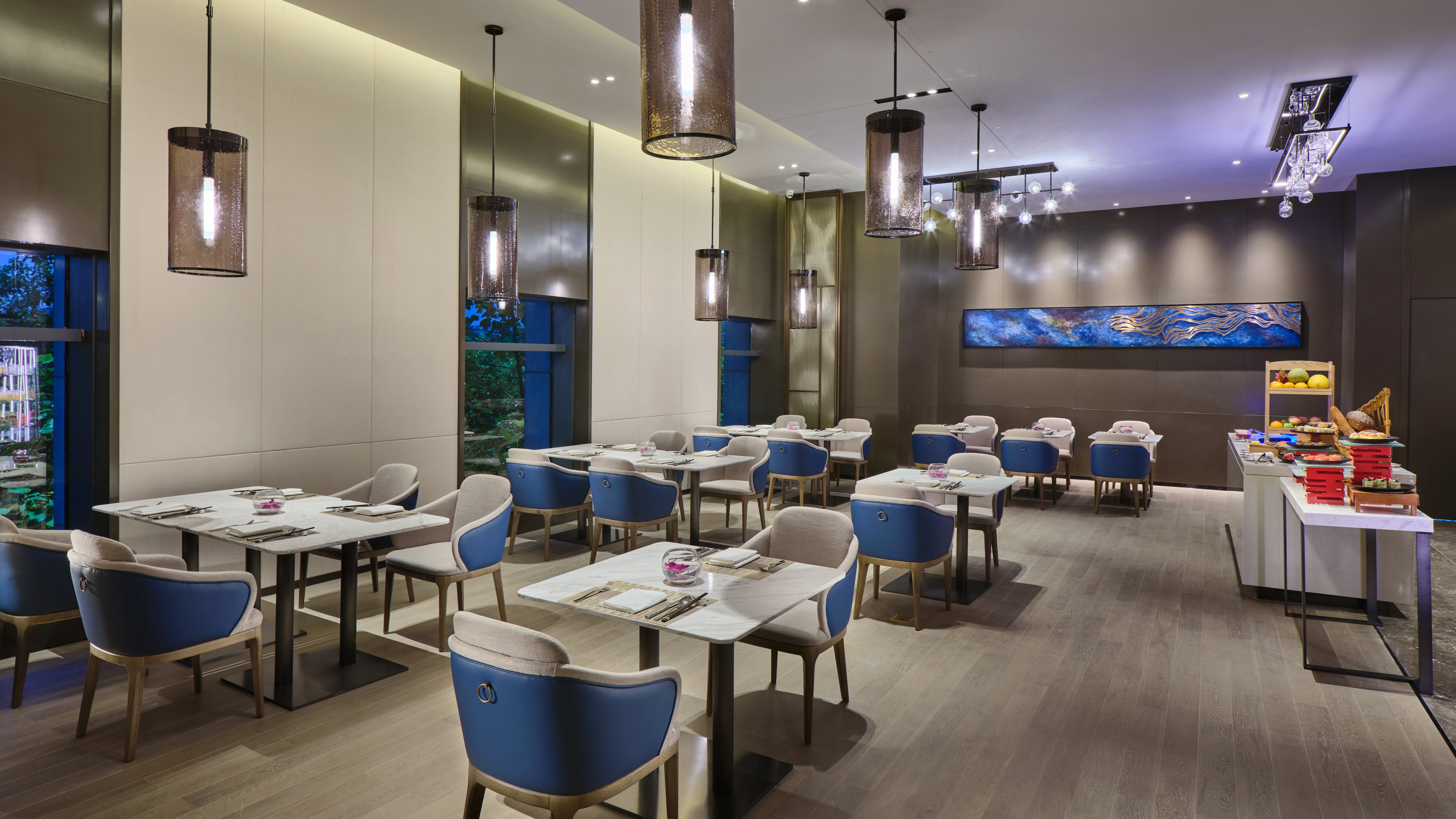 Crowne Plaza Wuhan Development Zone 62/82