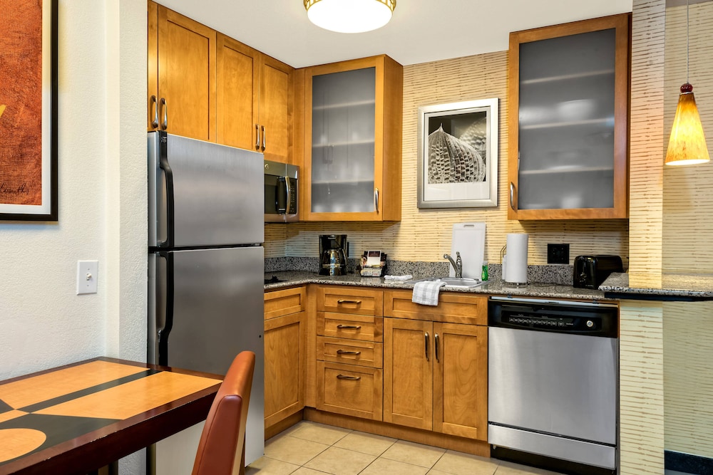 Residence Inn San Antonio Seaworld Lackland 28/37
