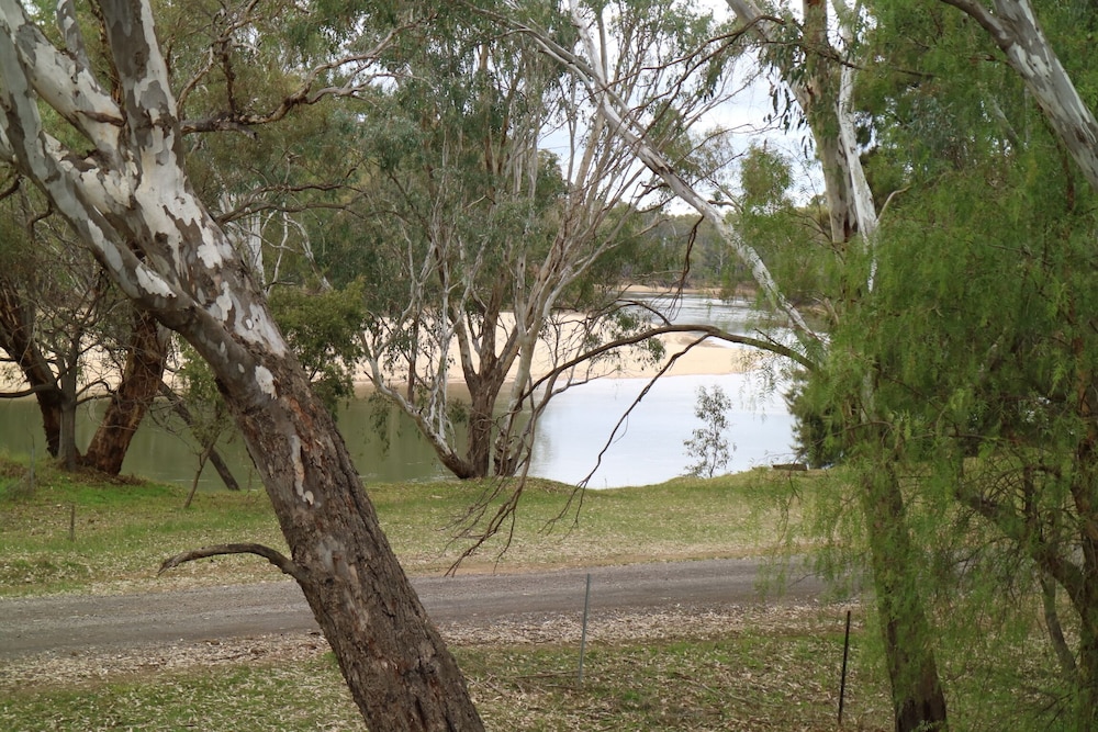 Corowa Golf Club Motel 20/32