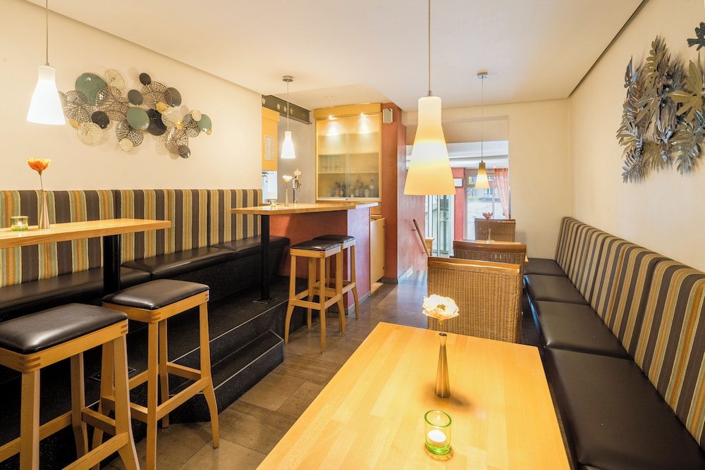 Hotel Rennschuh 34/49