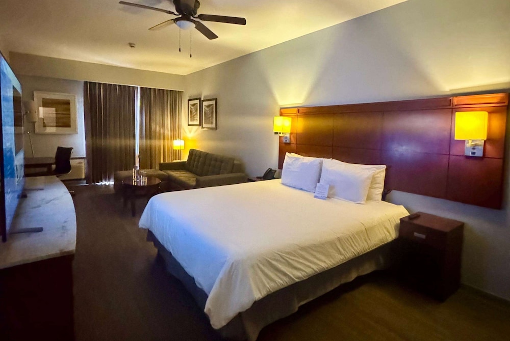 Esplendor by Wyndham Los Mochis Country Place 21/60