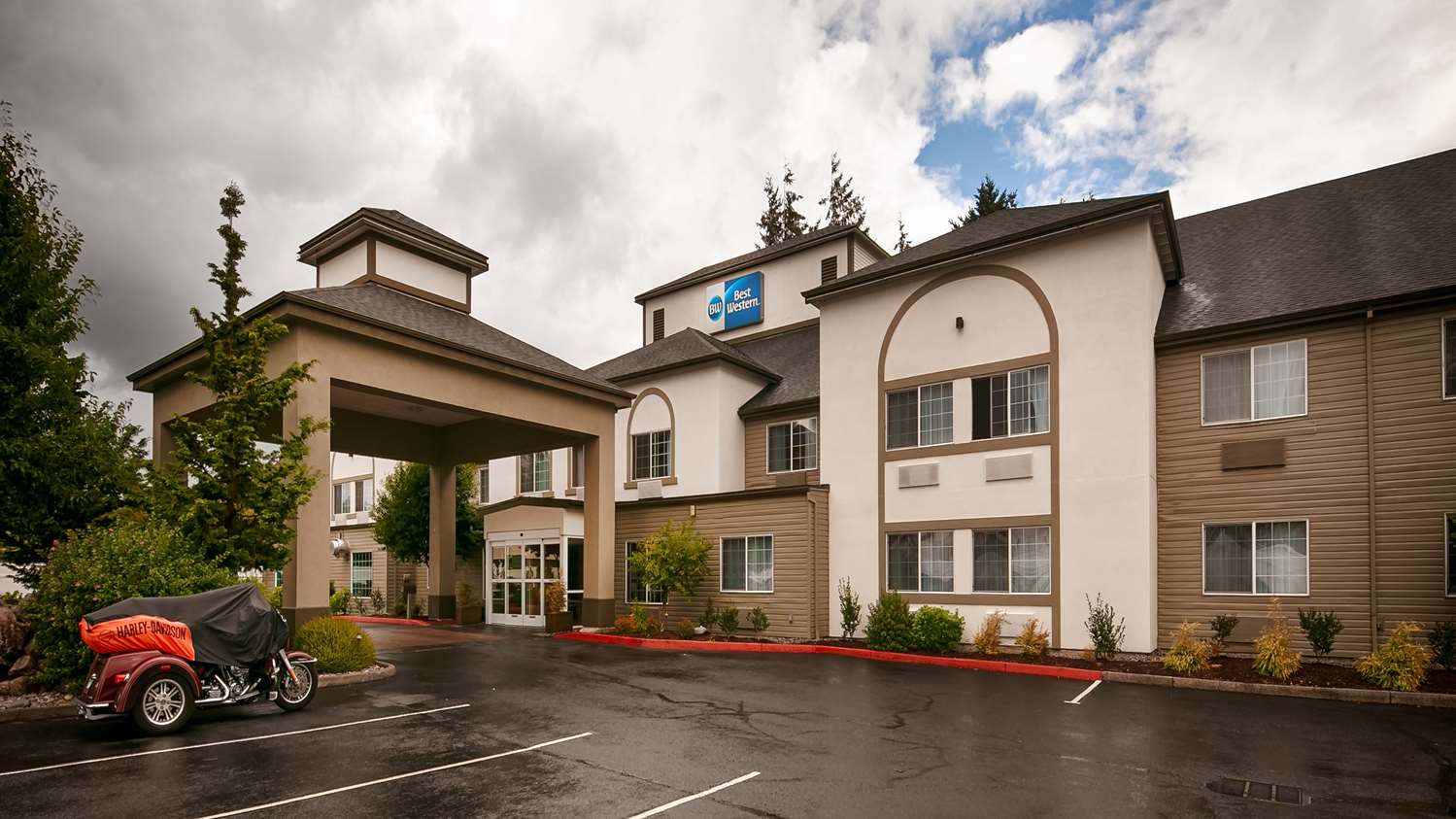 Best Western Woodland Inn 36/39