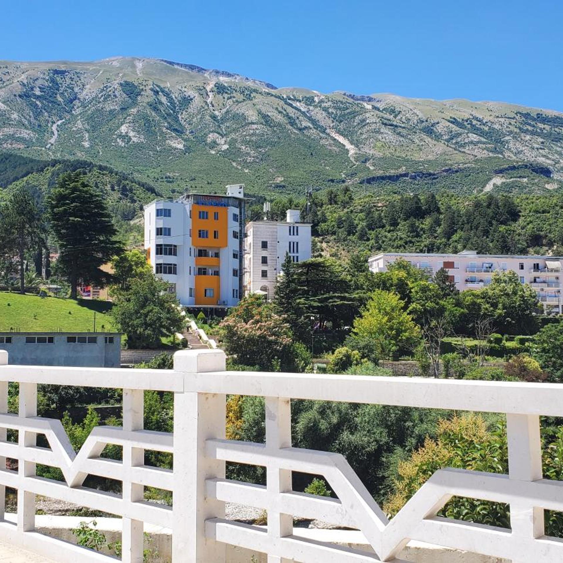 Alvero in PERMET