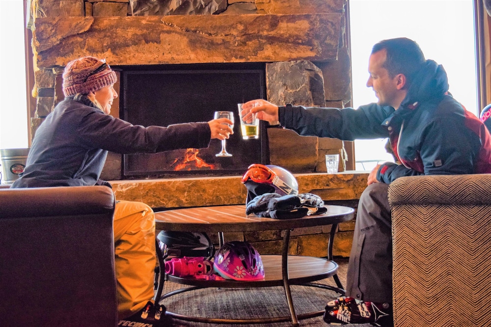 Mont du Lac Resort 48/65