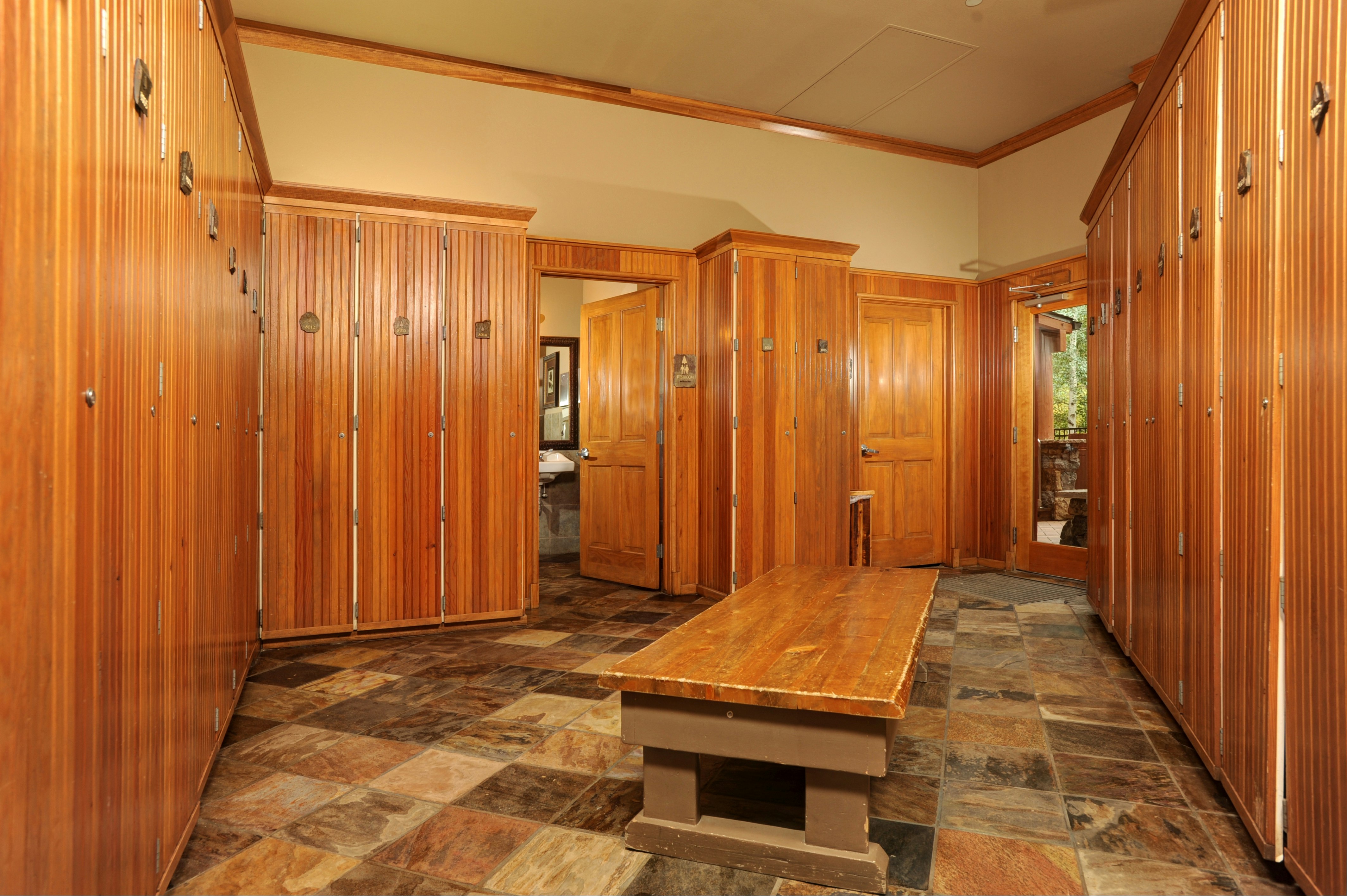 Jackpine & Black Bear Condos 13/32