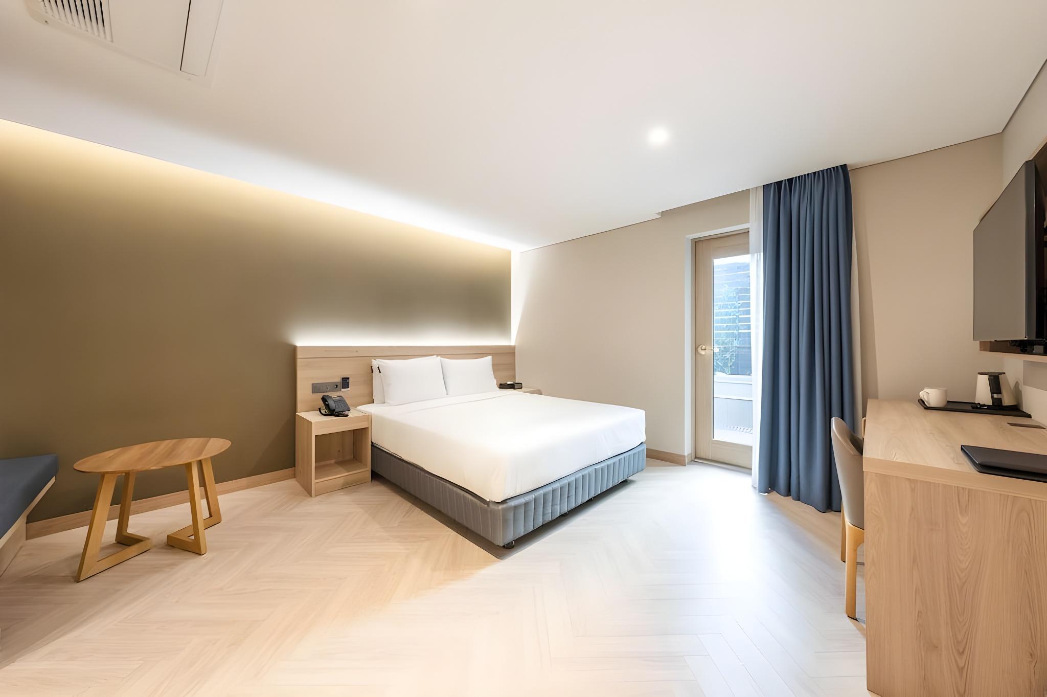 City, Spa, Premier, Double Bed, Terrace