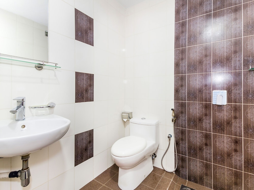 OYO 431 Hotel De Grand Orchard 20/20