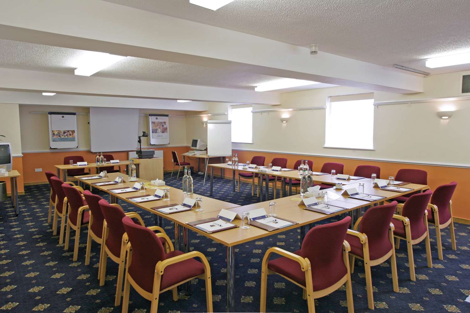 Best Western Limpley Stoke Hotel 40/48