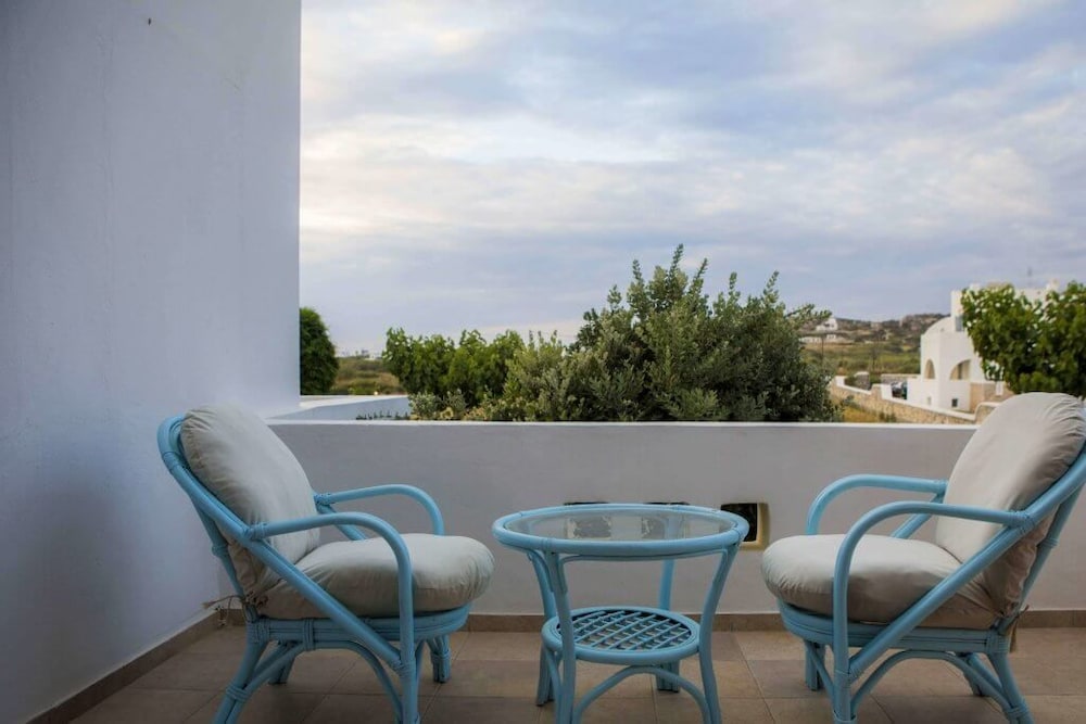 Plaza Beach Hotel 25/50