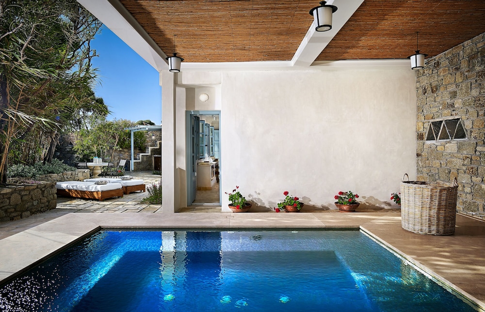 Belvedere Waterfront Villa and Suites 13/49