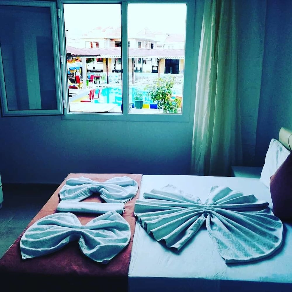 Dost Hotel 4/22
