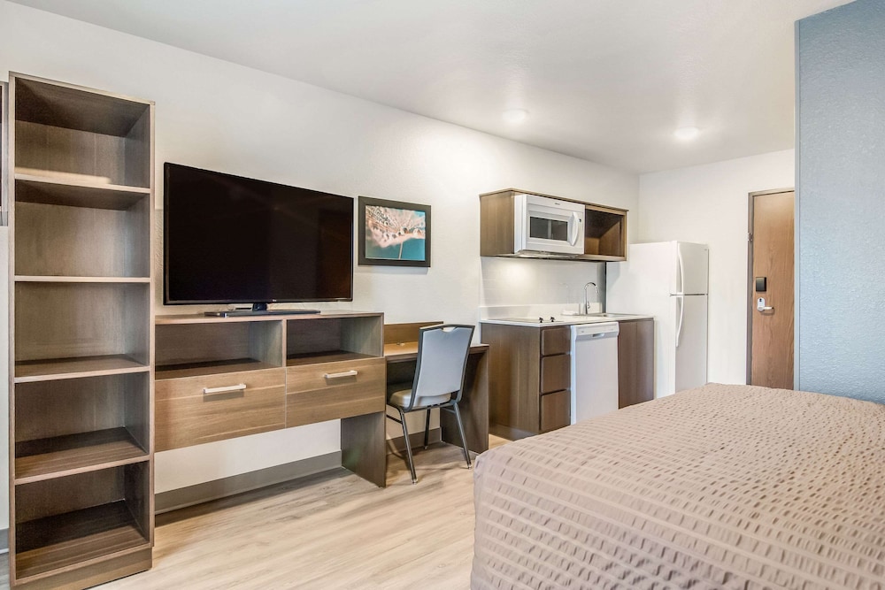 WoodSpring Suites Jacksonville Baymeadows 20/59