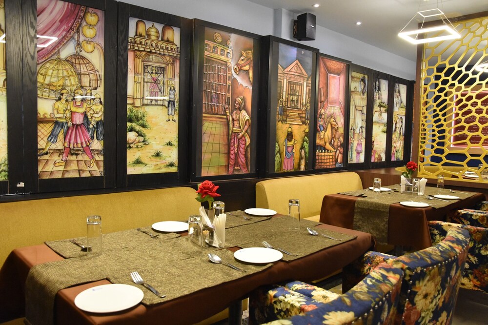 Hotel Pushpak 59/74