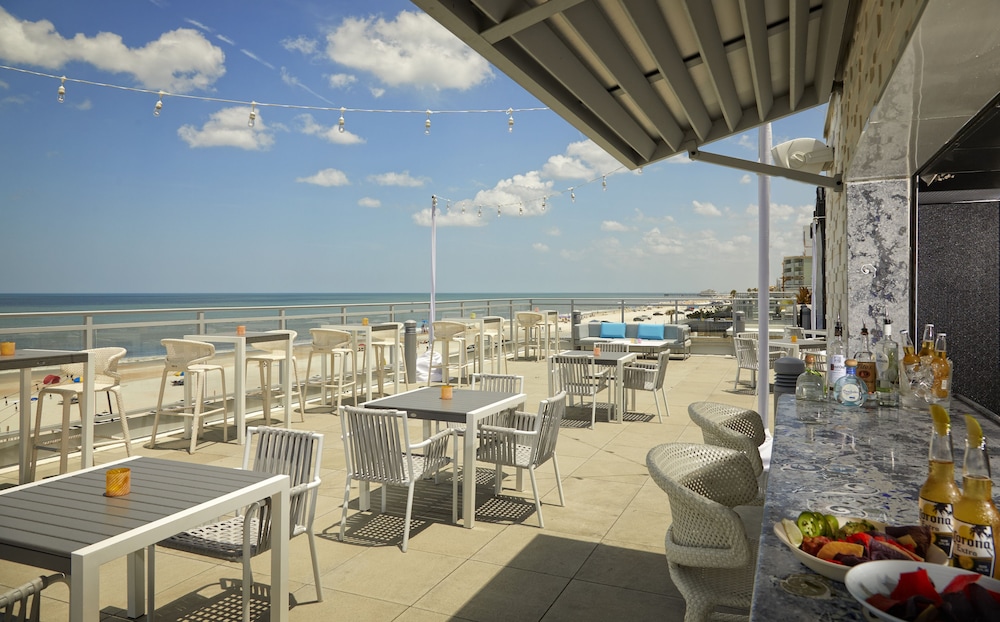 Hard Rock Hotel Daytona Beach 5/92