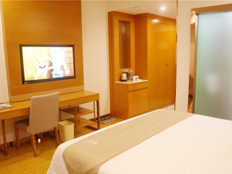 GreenTree Inn Bozhou Mengcheng County Red Star Macalline Business Hotel 10/17