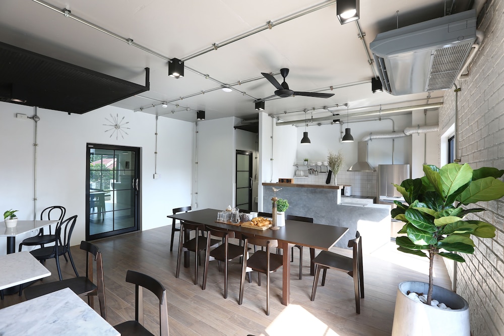 Sukh Serviced Apartment 26/37