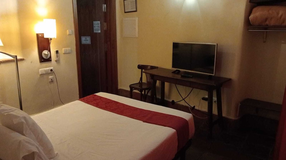 Economy, Double Bed