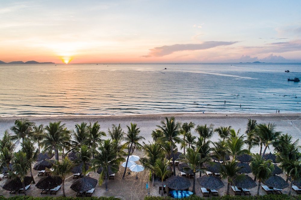 The Anam Cam Ranh 60/69