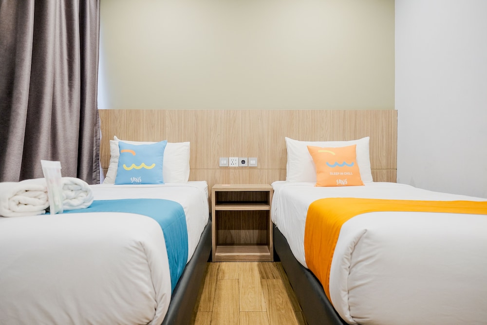 Sans Hotel Puri Indah Jakarta 20/62
