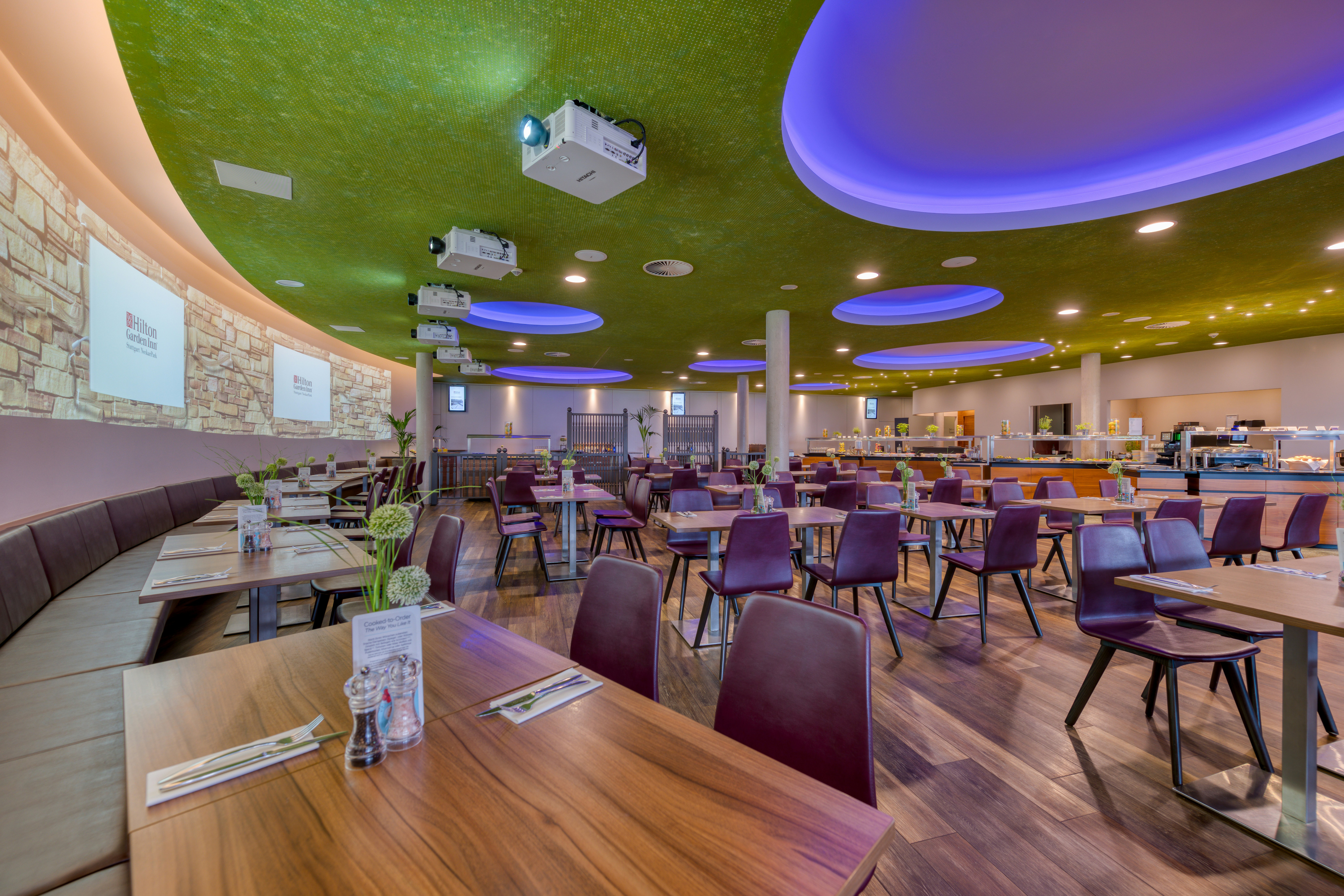 Hilton Garden Inn Stuttgart Neckarpark 14/24